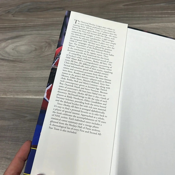 💙🧡 Vintage Hockey Allstars Hardcover coffee table book - Picture 4 of 6